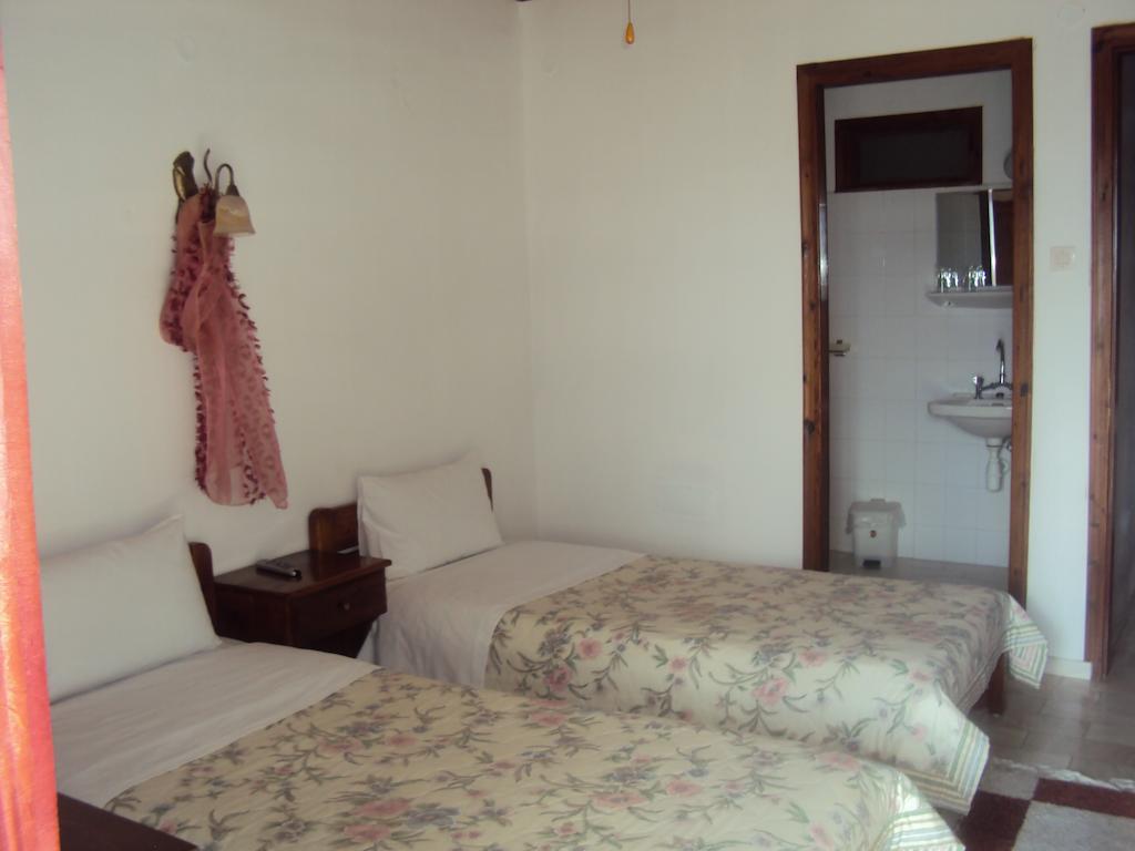Vassilis Guesthouse Rapsáni Rom bilde